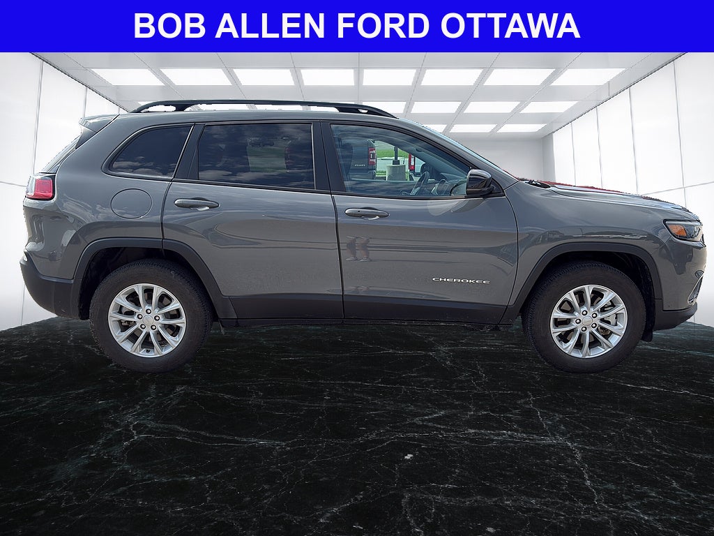 2022 Jeep Cherokee Latitude Lux