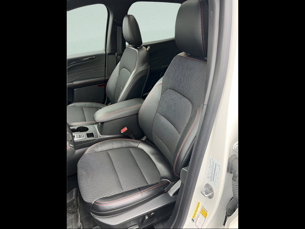 2024 Ford Escape ST-Line Select