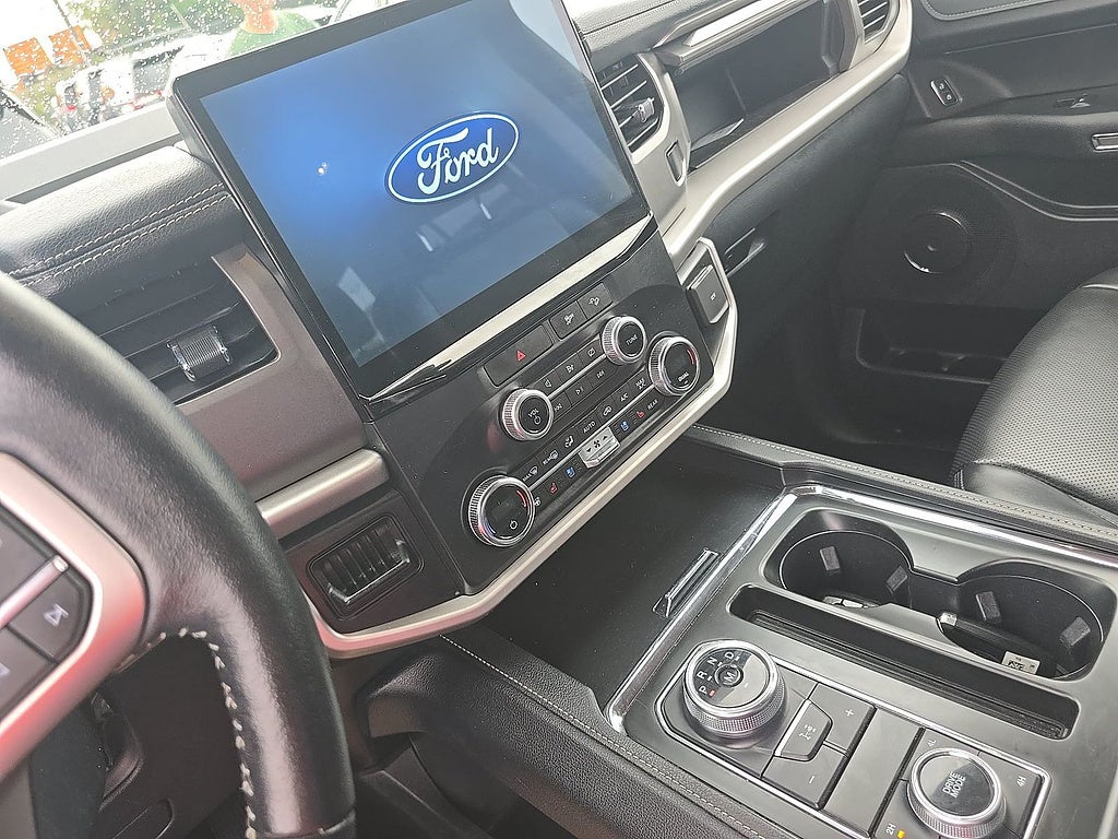 2022 Ford Expedition Max XLT