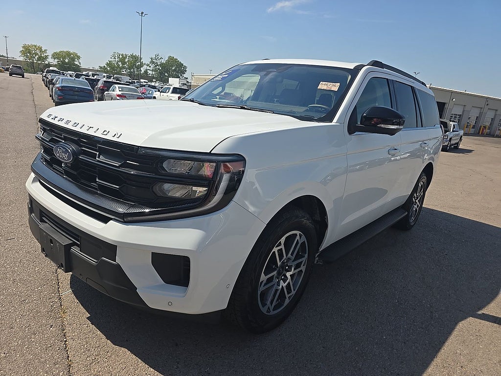 2025 Ford Expedition Active