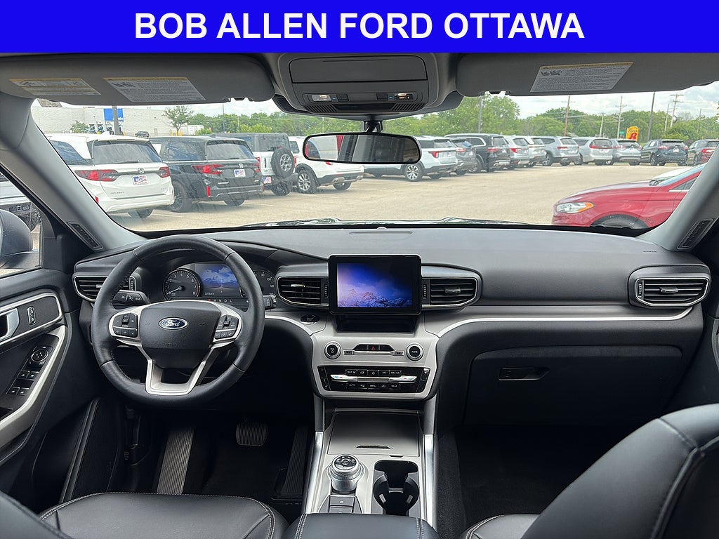 2024 Ford Explorer XLT
