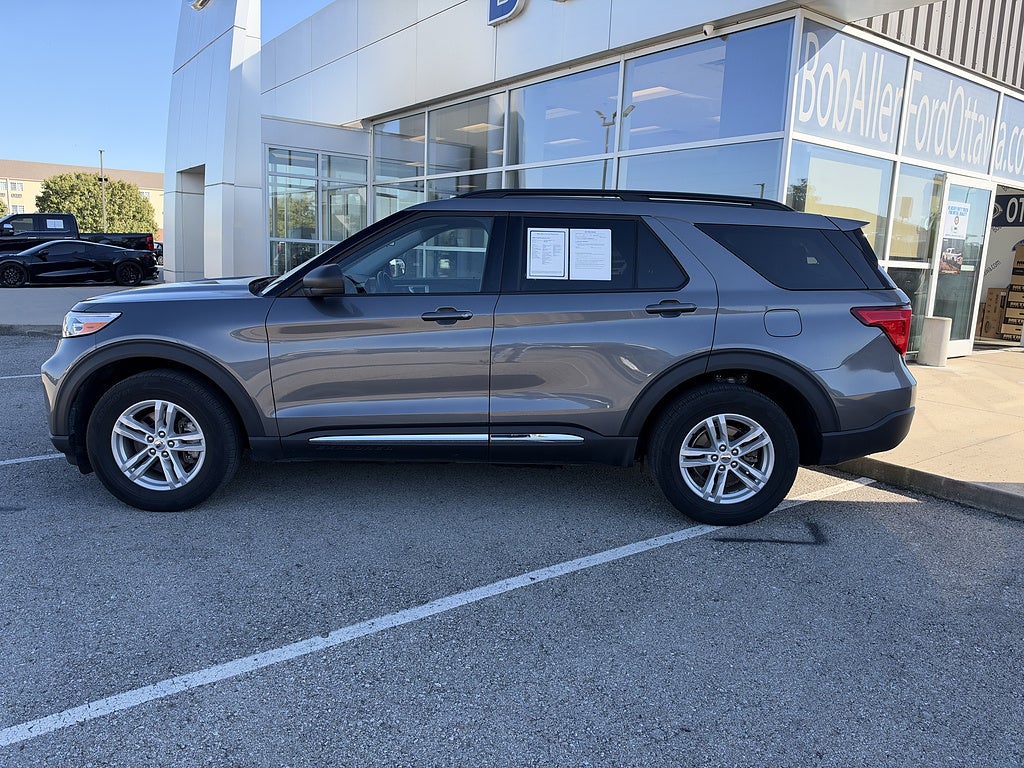 2023 Ford Explorer XLT