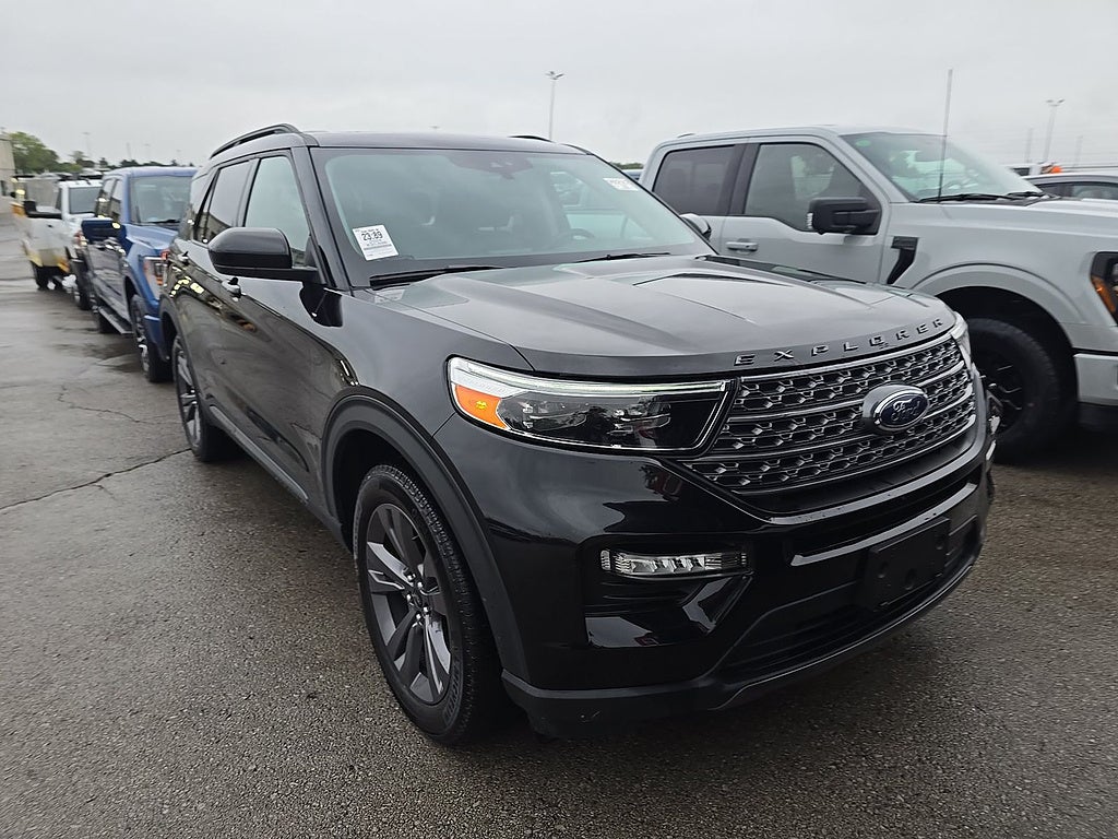2024 Ford Explorer XLT