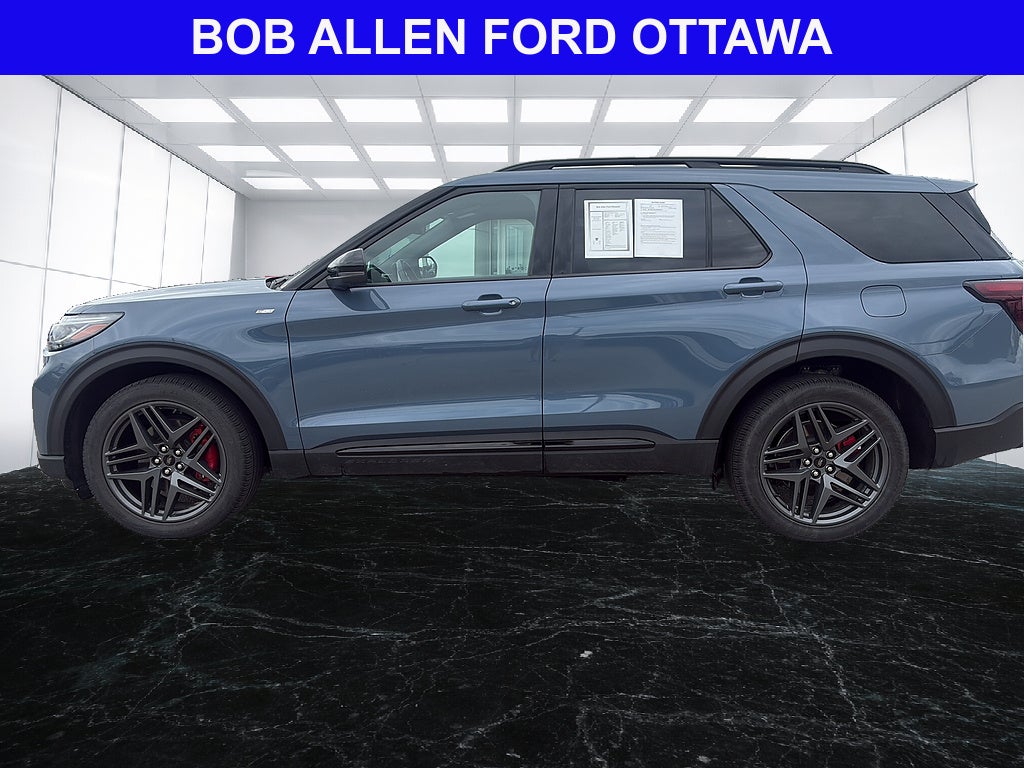 Used 2025 Ford Explorer ST-LINE with VIN 1FMUK8KH4SGA17483 for sale in Kansas City