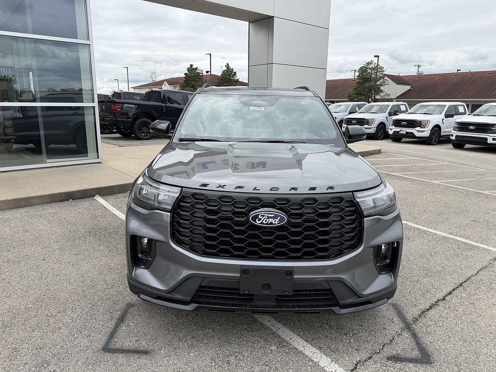 2027 Ford Explorer ST-Line