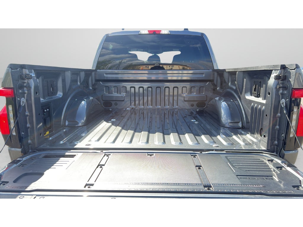 2023 Ford F-150 Lightning XLT