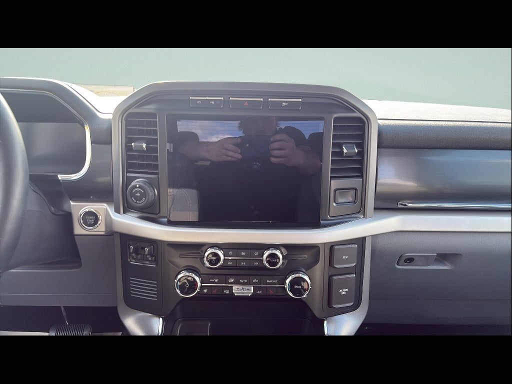 2023 Ford F-150 Lightning XLT