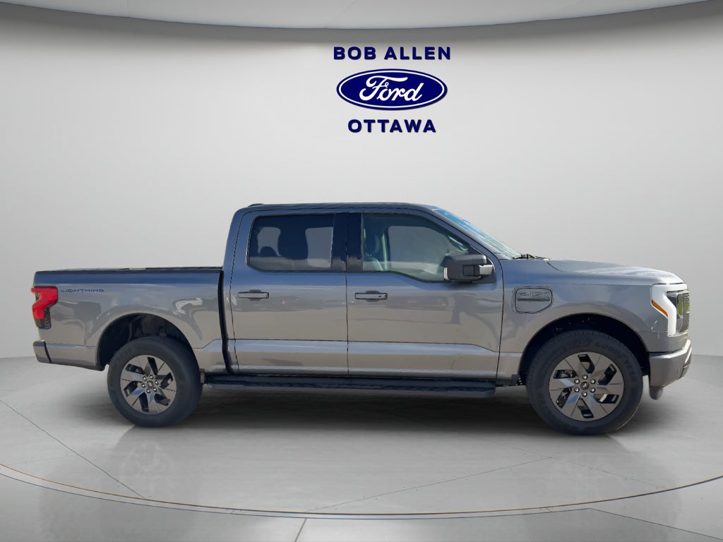 2023 Ford F-150 Lightning XLT
