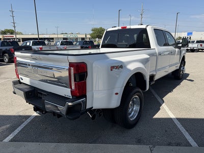 2026 Ford Super Duty F-350 DRW King Ranch