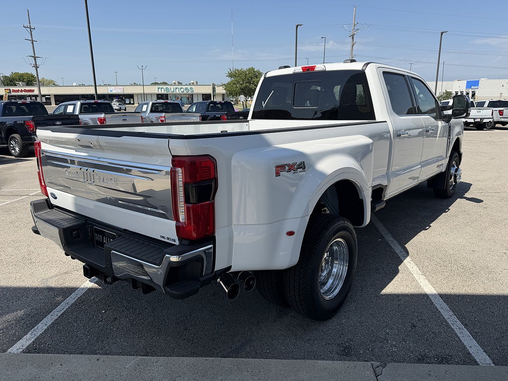 2026 Ford Super Duty F-350 DRW King Ranch