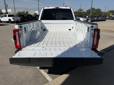 2026 Ford Super Duty F-350 DRW LARIAT