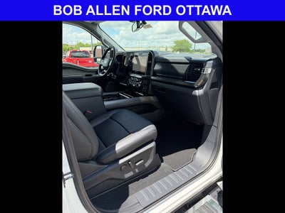 2026 Ford Super Duty F-350 DRW LARIAT