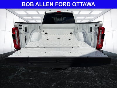 2026 Ford Super Duty F-350 DRW LARIAT