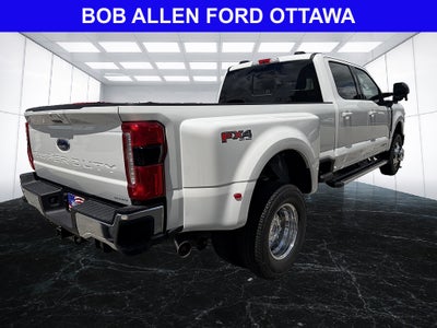 2026 Ford Super Duty F-350 DRW LARIAT
