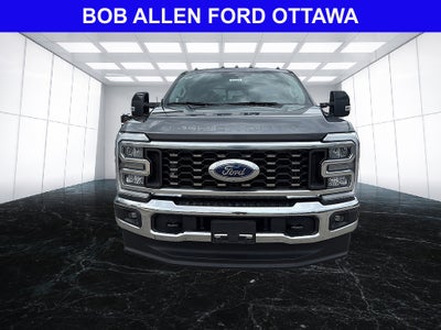 2026 Ford Super Duty F-350 DRW LARIAT