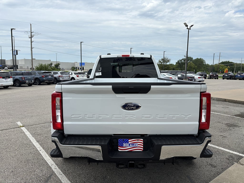 2026 Ford Super Duty F-350 DRW XL