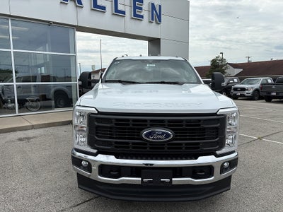 2026 Ford Super Duty F-350 DRW XL