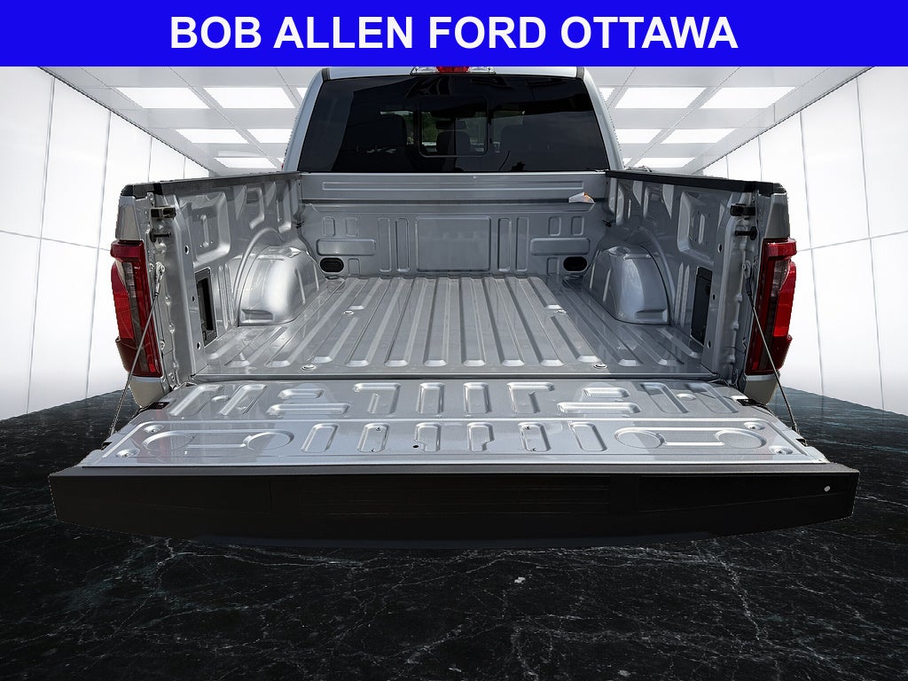2025 Ford F-150 XLT - Photo 5