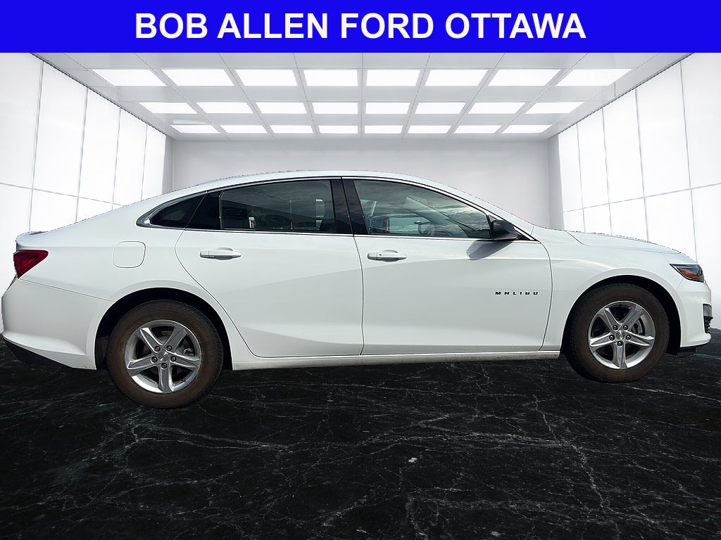 2022 Chevrolet Malibu LS