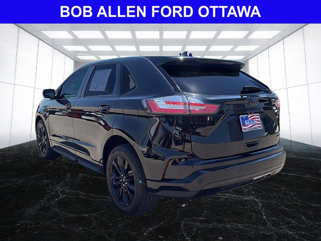2023 Ford Edge SE