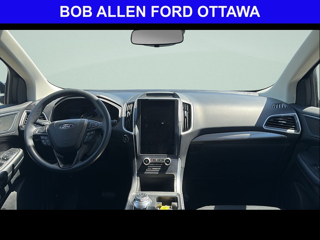 2023 Ford Edge SE