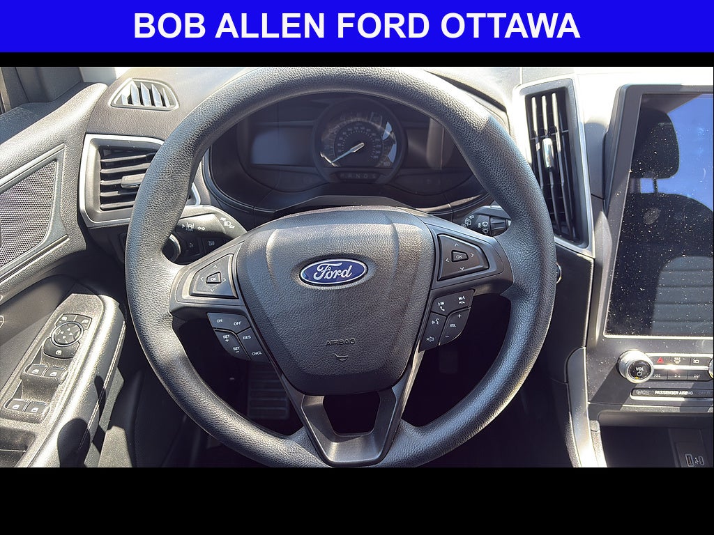 2023 Ford Edge SE