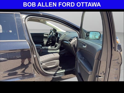 2023 Ford Edge SE