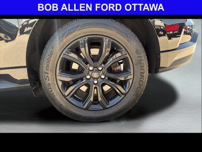 2023 Ford Edge SE