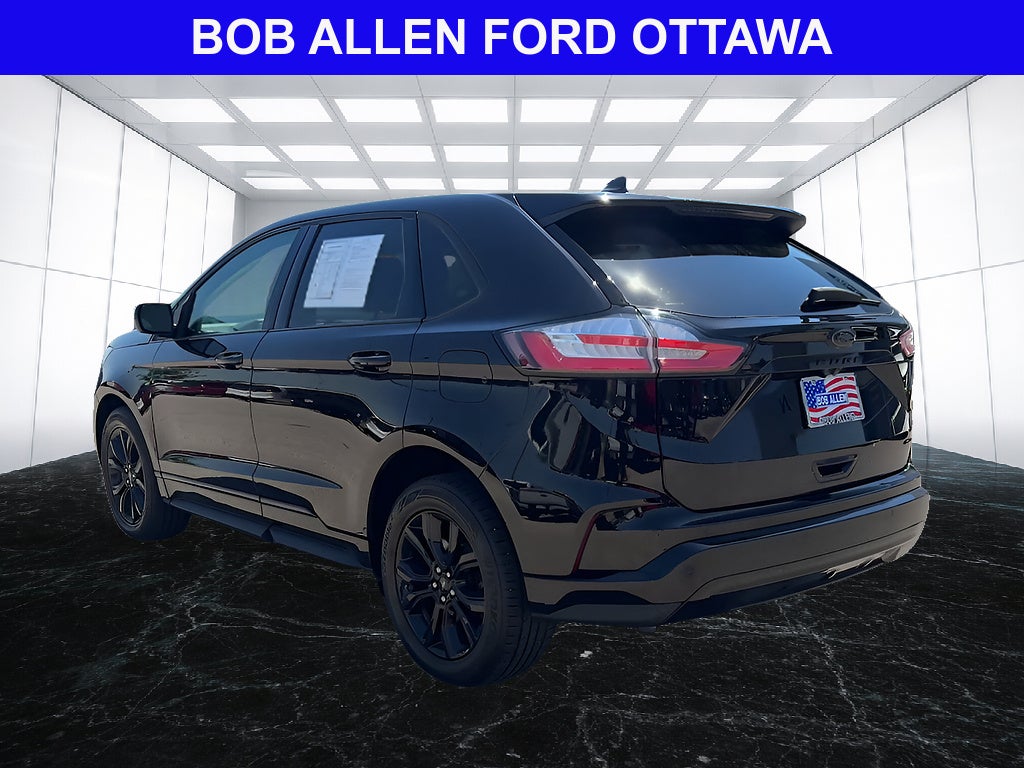 2023 Ford Edge SE