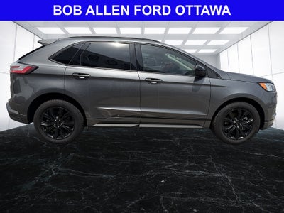 2022 Ford Edge SE