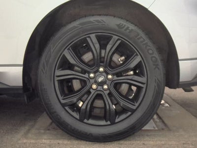 2022 Ford Edge SE