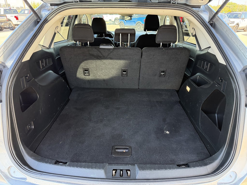 2022 Ford Edge SE