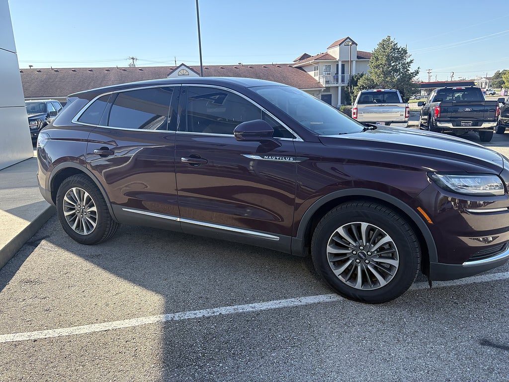 2022 Lincoln Nautilus Standard