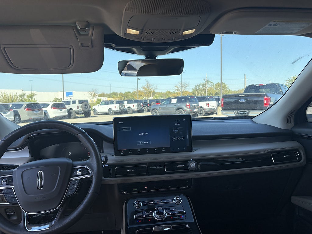 2022 Lincoln Nautilus Standard