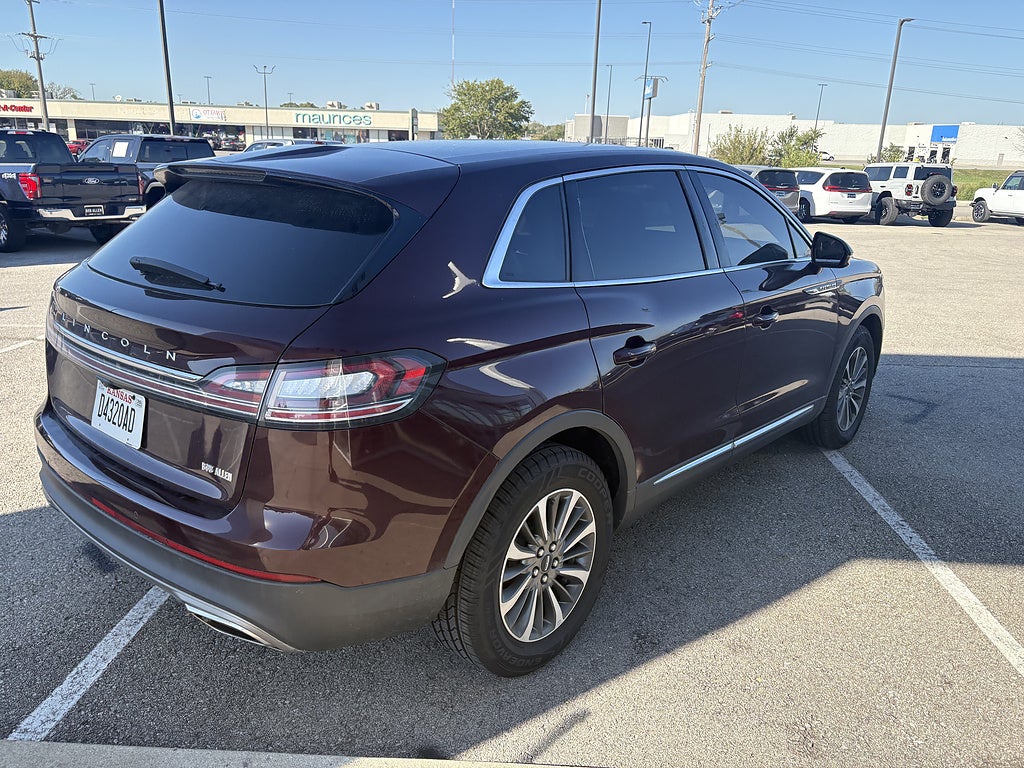 2022 Lincoln Nautilus Standard