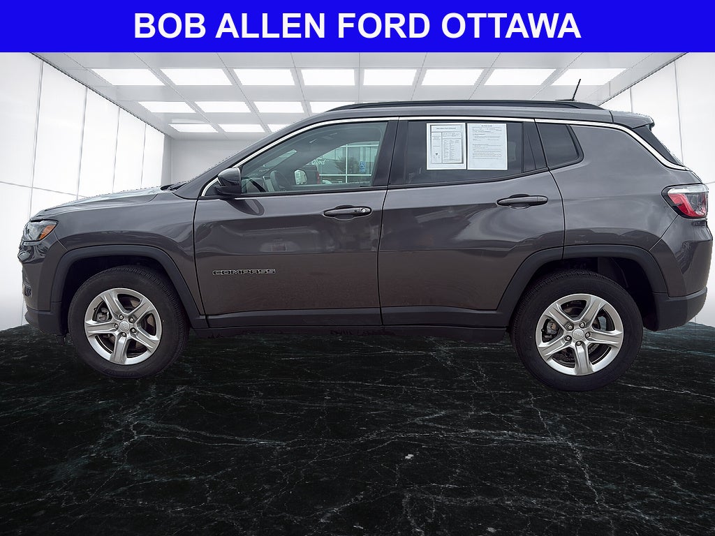 Used 2024 Jeep Compass Latitude with VIN 3C4NJDBN3RT606900 for sale in Kansas City