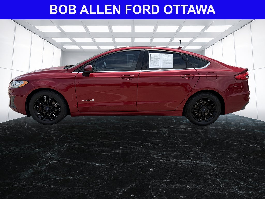 Used 2019 Ford Fusion Hybrid SE with VIN 3FA6P0LU8KR133571 for sale in Kansas City