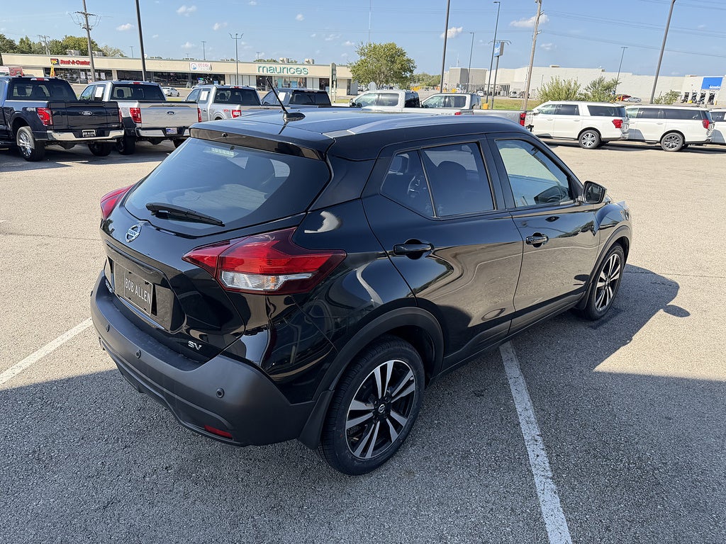 2020 Nissan Kicks SV