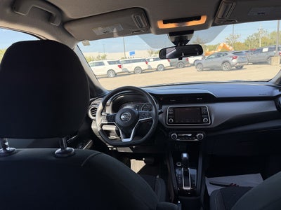 2020 Nissan Kicks SV