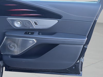 2024 Lincoln Nautilus Reserve