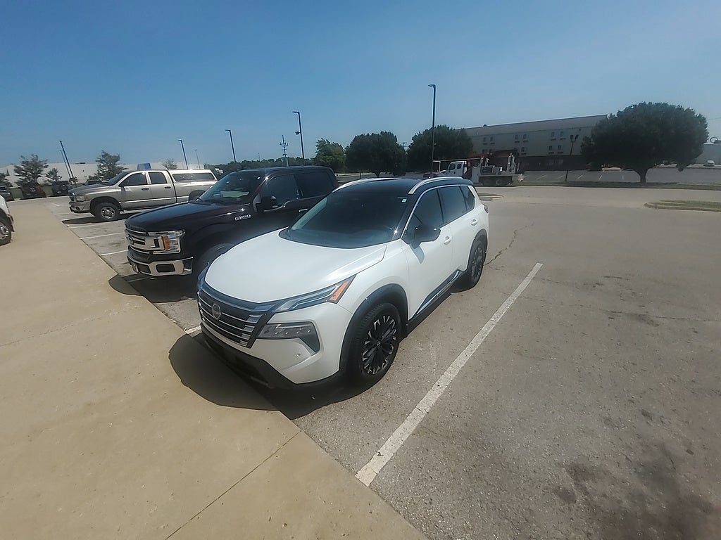2024 Nissan Rogue Platinum