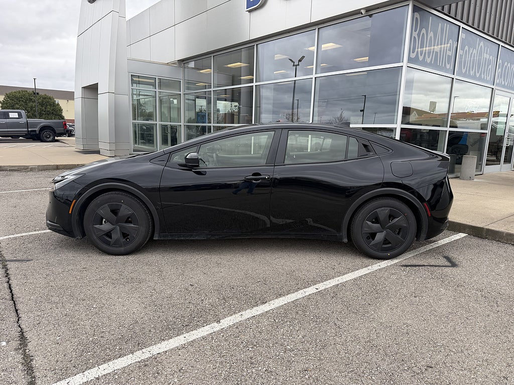 2026 Toyota Prius LE