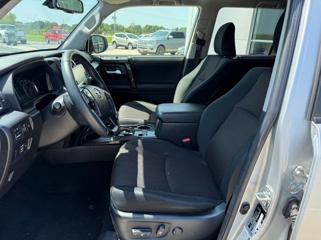 2024 Toyota 4Runner TRD Off-Road