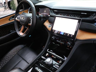 2022 Jeep Grand Cherokee Summit Reserve