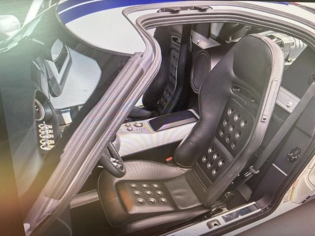 2005 Ford GT Base