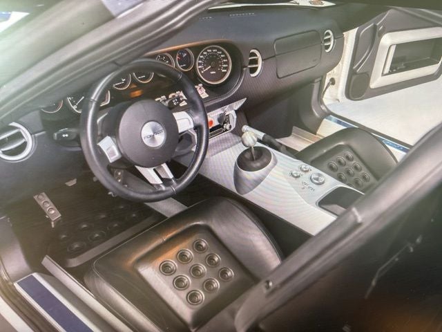 2005 Ford GT Base