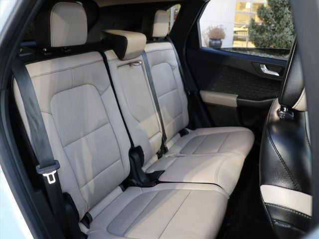 2020 Ford Escape Titanium Hybrid