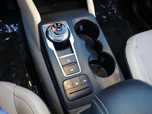 2020 Ford Escape Titanium Hybrid