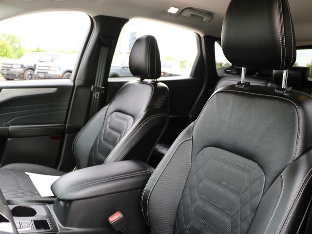 2023 Ford Escape Hybrid Platinum
