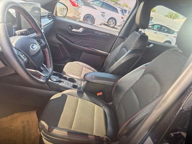 2024 Ford Escape ST-Line Select